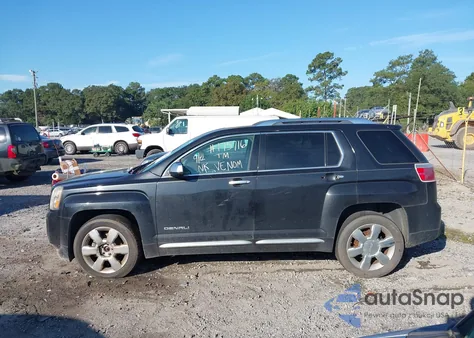 2013 GMC Terrain Denali z USA, uszkodzony, nr VIN 2GKFLZE32D6175716